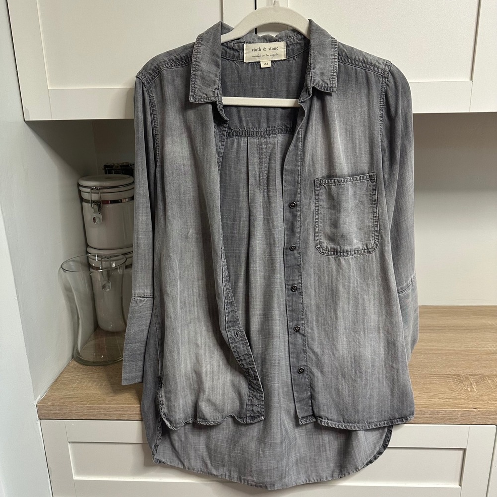 Cloth & Stone Muse Button Down Shirt Womens XS‎ Grey Tencel High-Low Soft Flowy